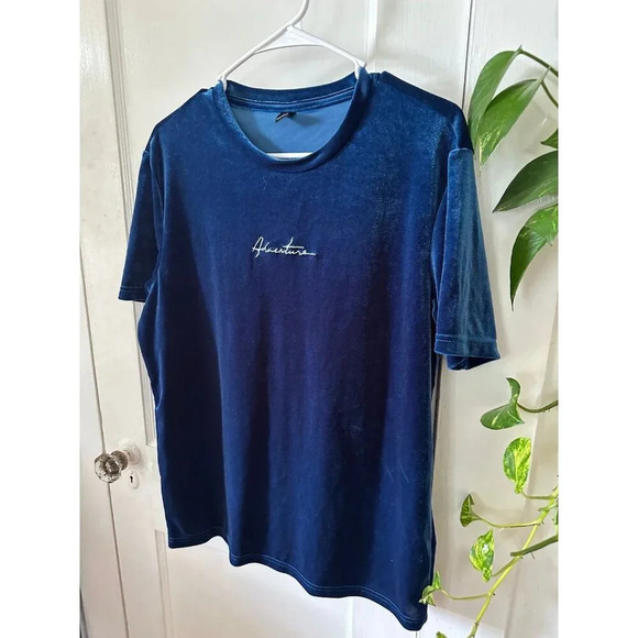 SHEIN Men’s size Medium Adventure t-shirt - Picture 2 of 7